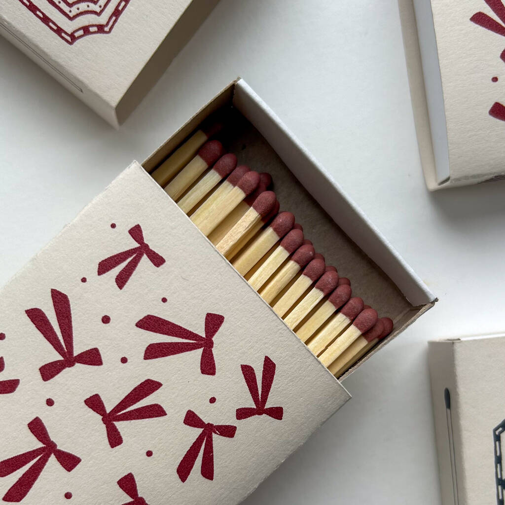 Bow matchbox